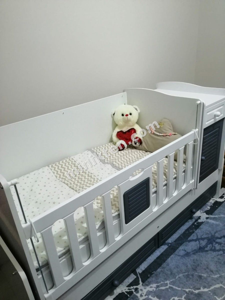 Sallanır dolaplı çekmeceli beşik - 2
