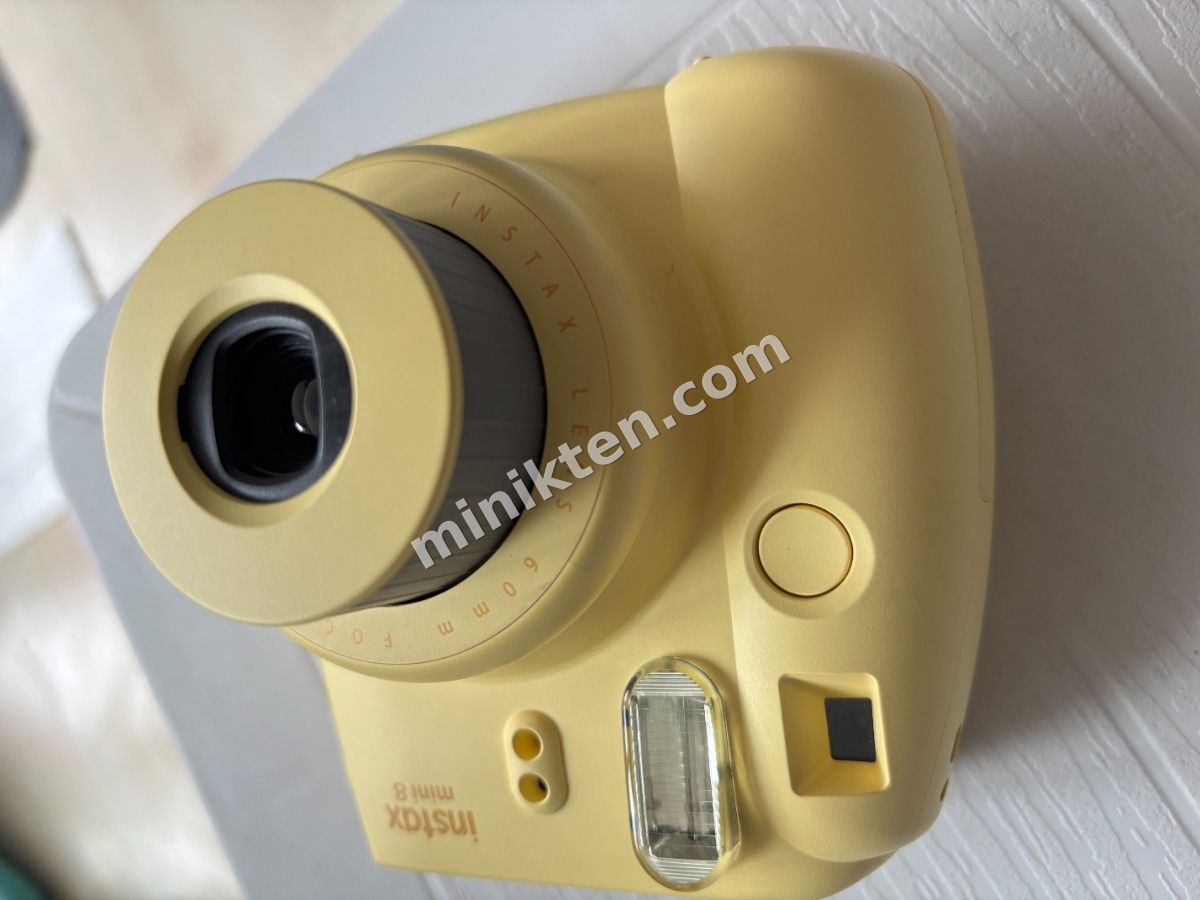 Instax Mini 8 modeli - 2